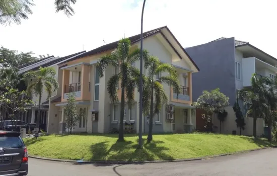 Cluster Venetian The Green Blok C,  BSD.  Hunian nyaman dan