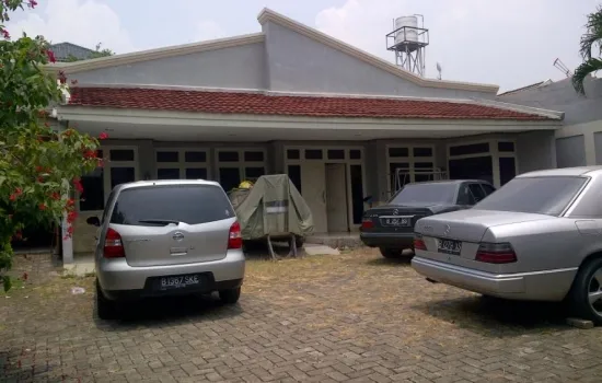 Rumah di Jl. Kebon Jeruk Raya