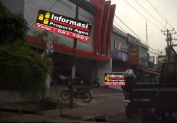 Ruko gandeng strategis, pinggir jalan raya