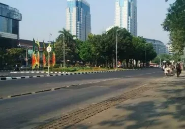 Jual gedung kantor, sangat strategis