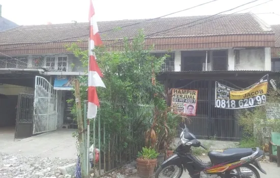 Rumah jl Raya Mangga