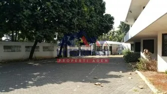 Rumah tua 2lt SIMPRUG GOLF