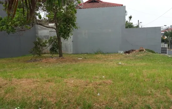 paling nyaman view kolam renang