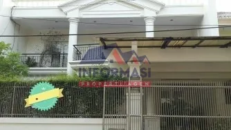 di Jual Rumah tinggal