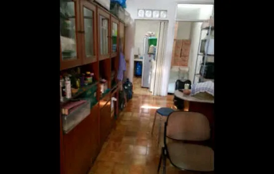 di Warung Buncit Raya , 2 lt