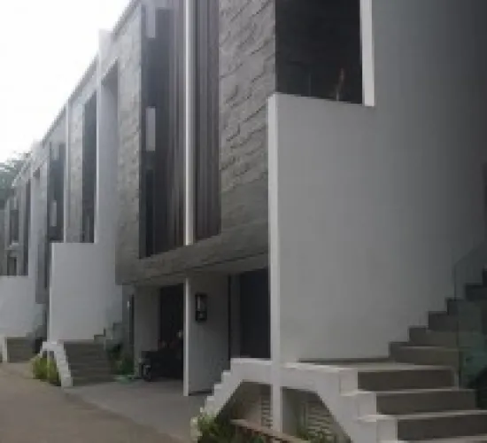 TOWN HOUSE MENTENG RESIDENCE UK 120