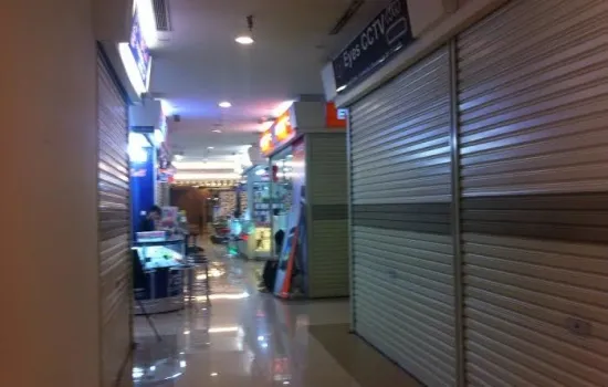 KIOS TANG CITY PALING MURAH UK 7,8 HOEK
