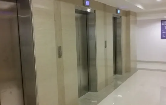 THE MANSION JL DUKUH GOLF KEMAYORAN , MEWAH