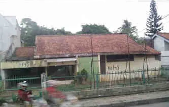 ngantong, ada rumah tua