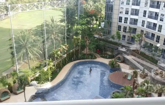 THE MANSION JL DUKUH GOLF KEMAYORAN , MEWAH