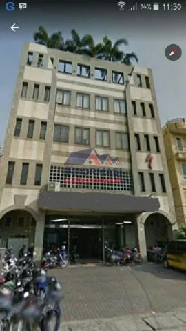 Dilokasi yg strategis