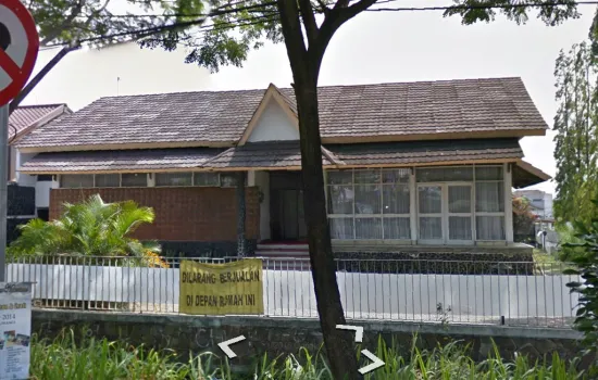 Rumah  strategis untuk usaha, cocok untuk hotel