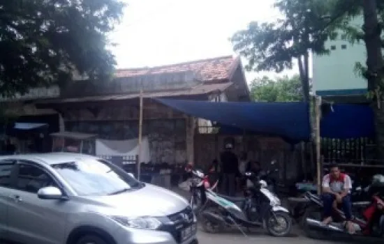 rumah tua lokasi strategis