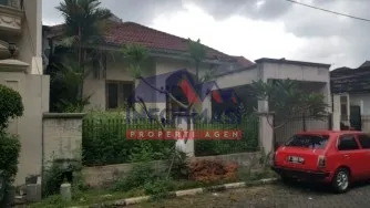 RUMAH TUA HITUNG TANAH VILLA KELAPA DUA