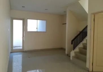 Rumah bagus untuk pasangan bahagia