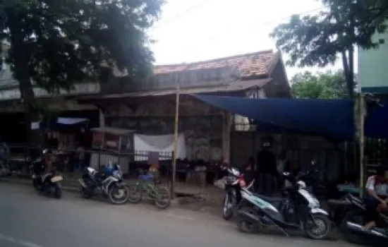 rumah tua lokasi strategis