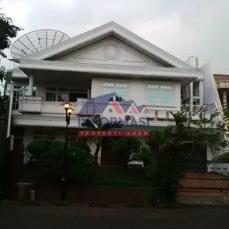 rumah mewah bukit gading villa cluster Tampak Siring