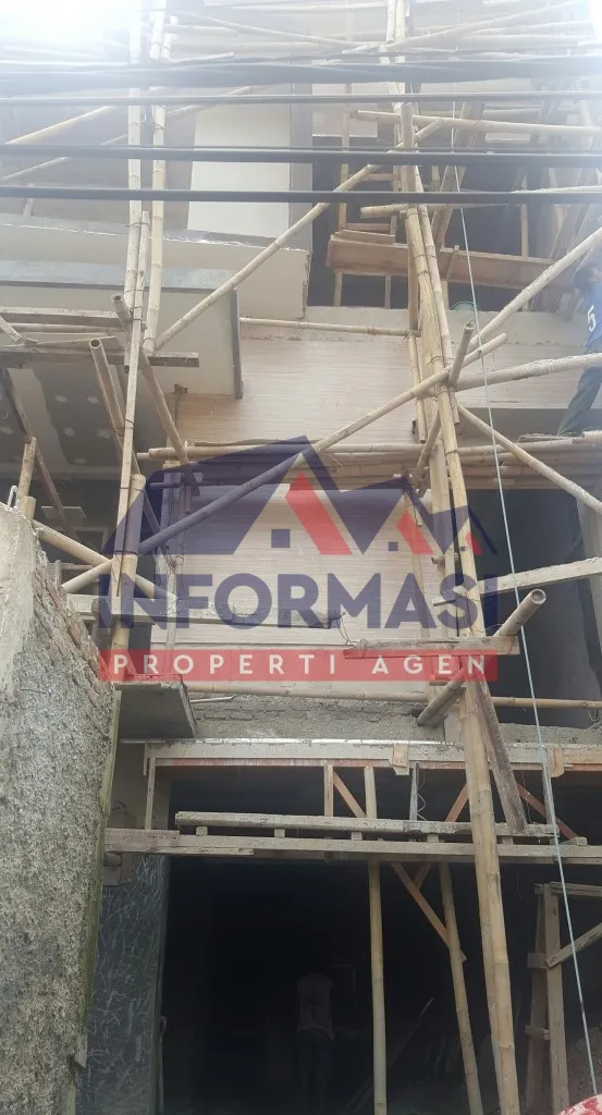 Rumah di BPK 3, Kebon Jeruk