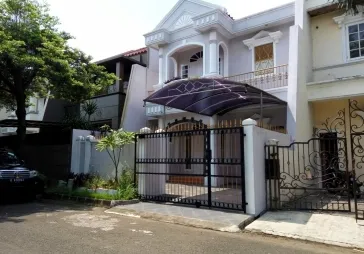 Rumah 2 Lt 4   1 KT 3   1 KM Siap Huni Semi Furnished