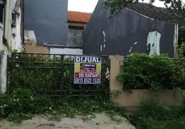 Blok F luas 140 m2 hadap utara