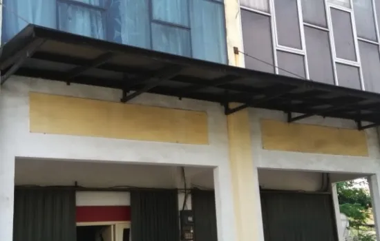 ruko gandeng 4 lantai depan jln raya arteri klp dua