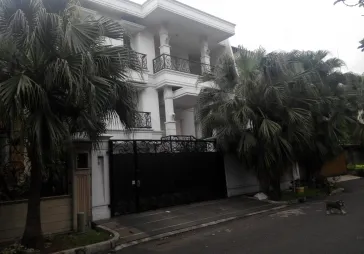 Rumah asri dan nyaman