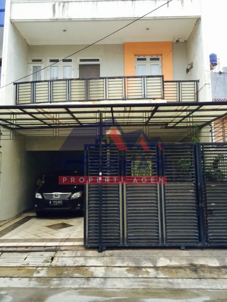 Rumah 2lt di Taman Ratu Jakarta barat