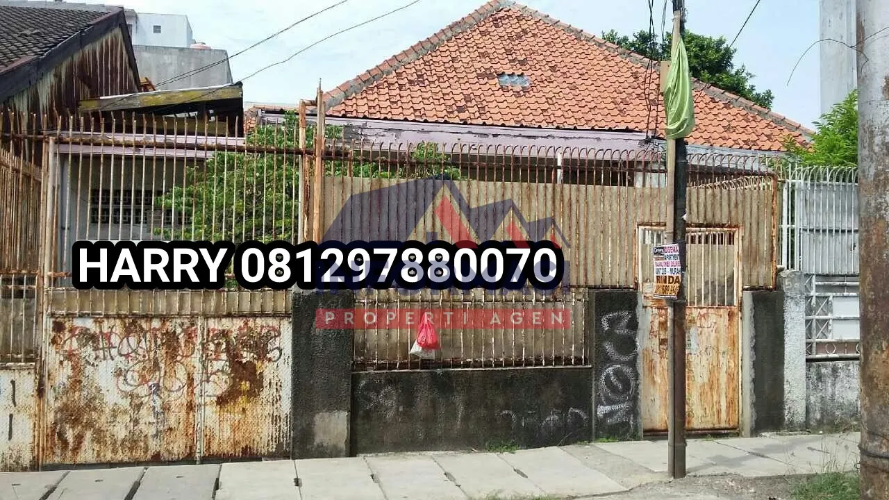 RUMAH TUA HITUNG TANAH JL LAUTZE 8X31M2