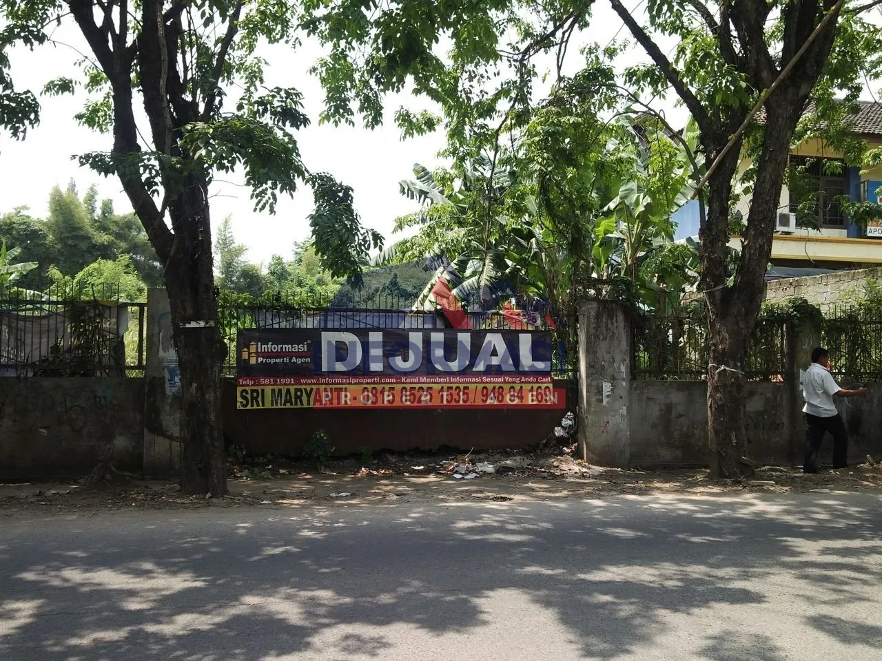 Lokasi samping apotik Century sederetan Pusdiklat Garuda