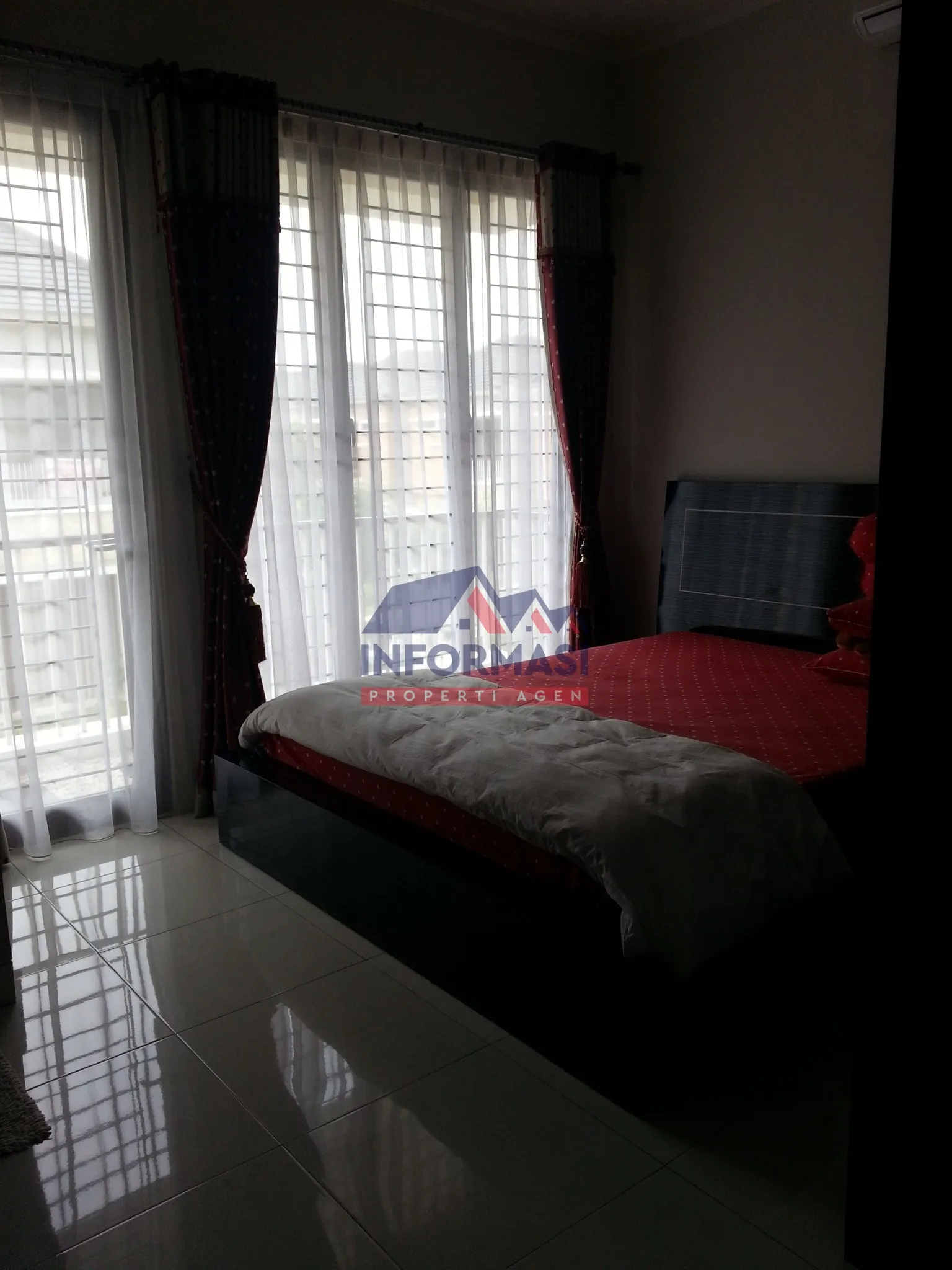 Dijual cepat lokasi strategis