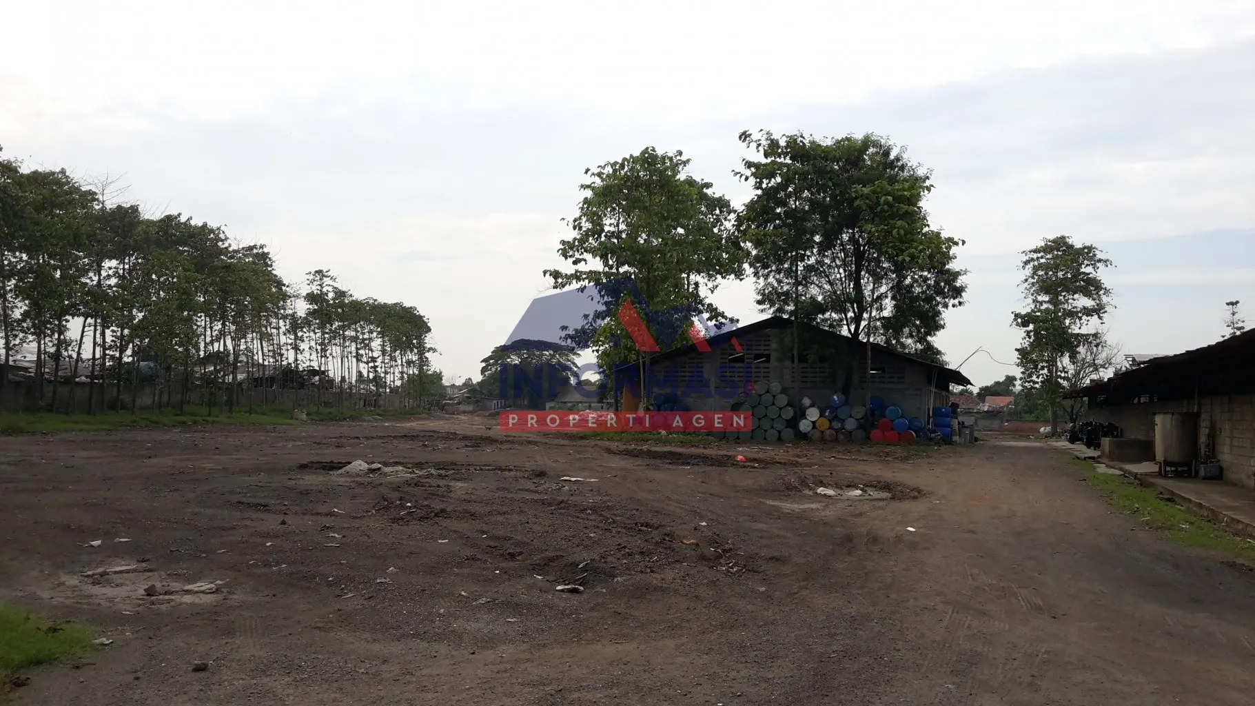 Lokasi Strategis cocok utk Workshop, Gudang