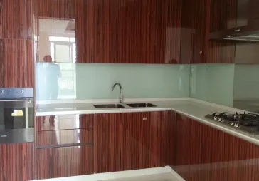 Rumah di Pondok Indah.ada swimming pool dan roof gardenm