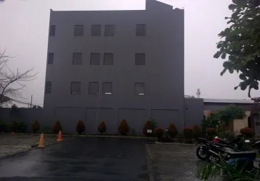 Gandeng 41/2 lantai lokasi strategis