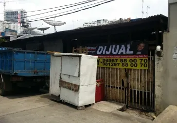 RUMAH TUA JL INDUSTRI 1 GUNUNG SAHARI UK 223M2