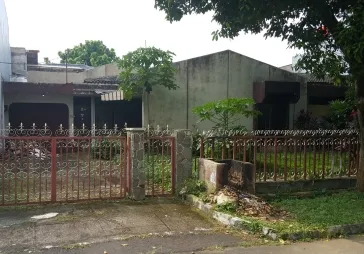 Rumah tua hitung tanah di Bogor Baru Kab Bogot