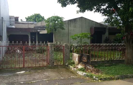 Rumah tua hitung tanah di Bogor Baru Kab Bogot