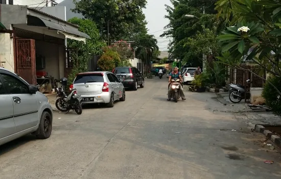 JL SUNTER KIRANA LT 220M2 HOEK