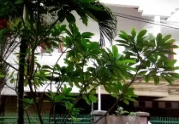 Rumah bagus kedoya permai lt 200m 2lt siap pakai