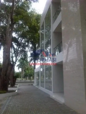 Sewa ruang kantor baru premium