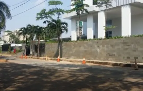 SATU DELAPAN KEDOYA LUAS 105M2 , 2BR
