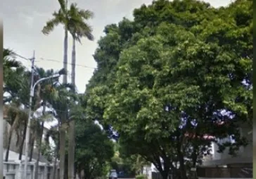 Rumah Nyaman di daerah Patra Kuningan lt/lb. 470/500