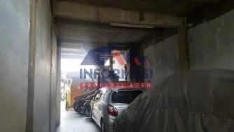 Rumah di sekitar Joglo