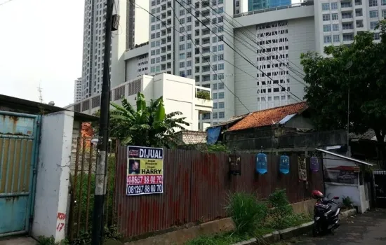BELAKANG CP DAN TA , KAV PONDOK ANGGREK LT 594 m2 NGANTONG