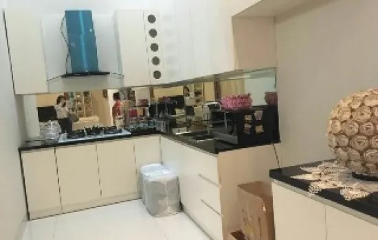 Nice spacious kitchen