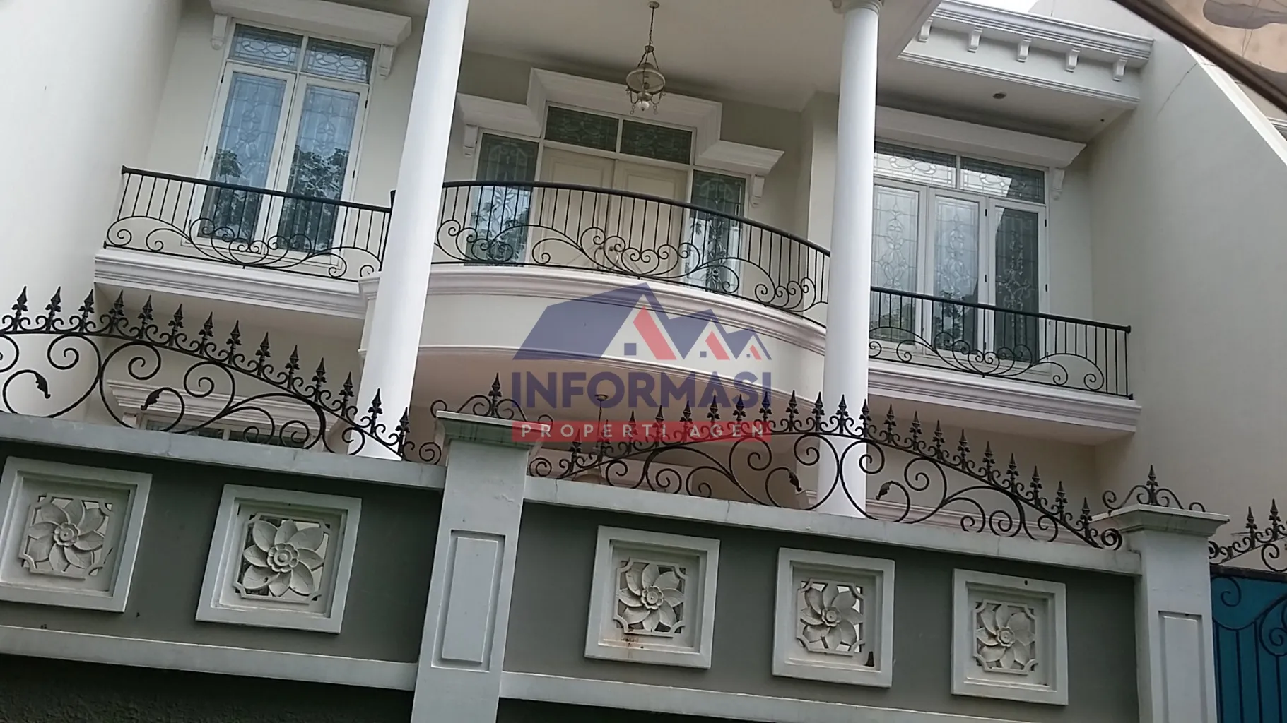 Dijual rumah Taman Permata Buana