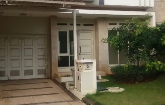 Disewakan Rumah di The Spring, Summarecon Serpong