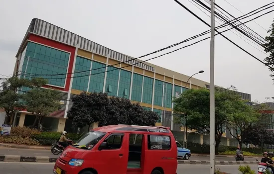 RUKO BARU, persis sebelah Hotel dan depan jalan raya