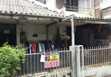 Rumah tua hitung tanah jl dr nurdin grogol luas 206m2 MURAH