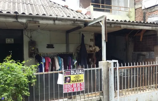 Rumah tua hitung tanah jl dr nurdin grogol luas 206m2 MURAH