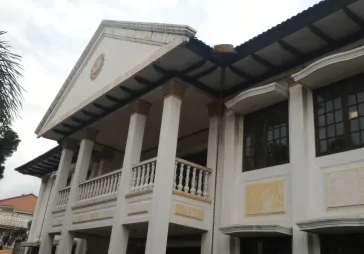 Rumah besar dan Kokoh..2400 Meter